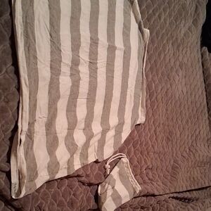 Car Seat/feeding Privacy Cover with Pouch